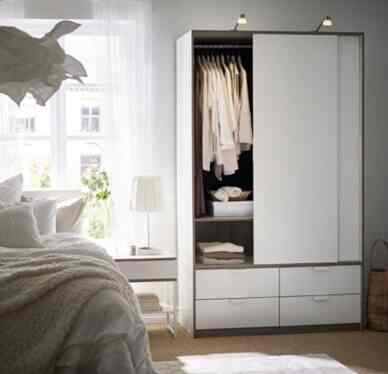 Lemari Pakaian Geser 4 Laci