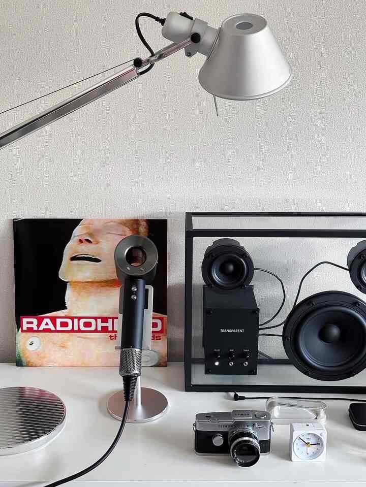 ドライヤーに新しくダイソンを迎えました🌬️
毎日髪乾かすのが楽しい
#インテリア
#ライフスタイル