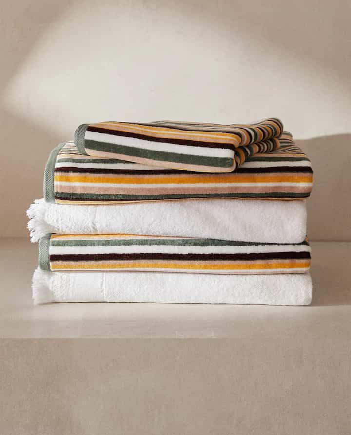 HANDUK KATUN BERGARIS