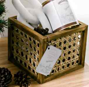 CAROL Kaladjiya Hampers