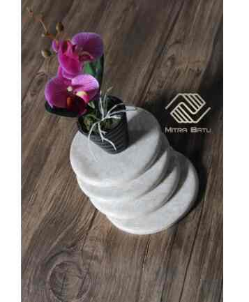 Alas tatakan tray marmer warna cream size 13cm