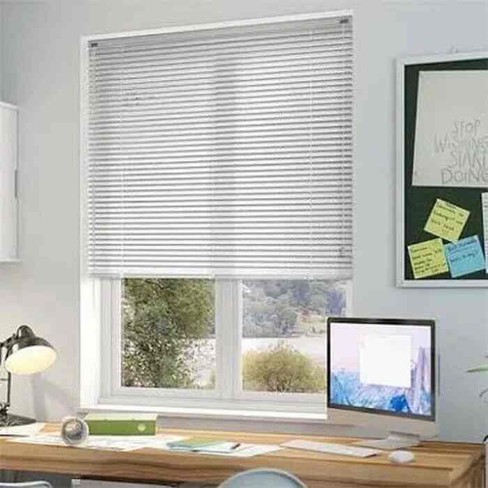 Tirai Plastik PVC Gulung, Putih