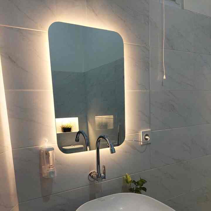 Cermin Dinding LED Persegi 