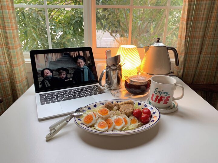 short form carousel card thumbnail