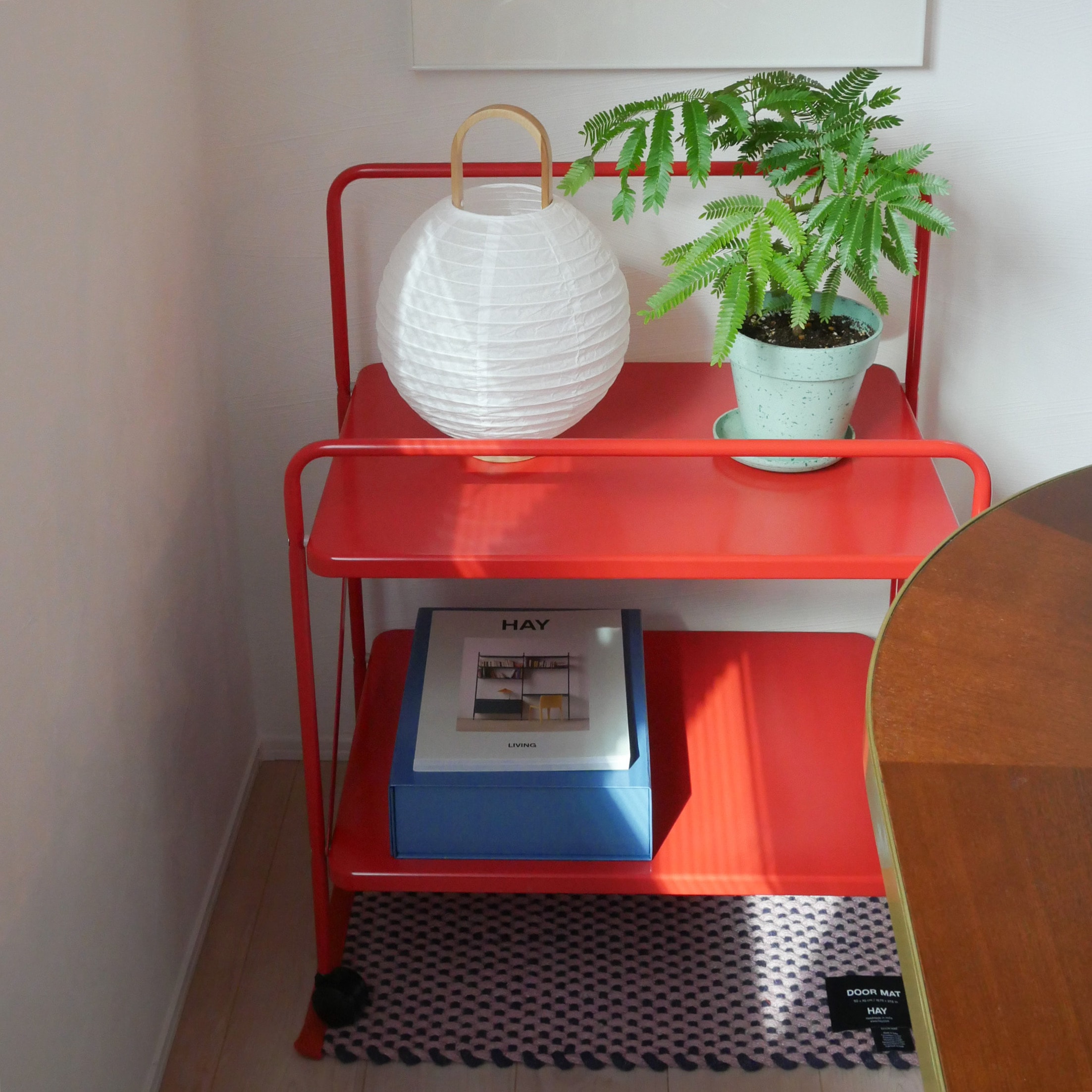 JÄRLÅSA イェルローサ ソファサイドテーブル キャスター付き［2色］を