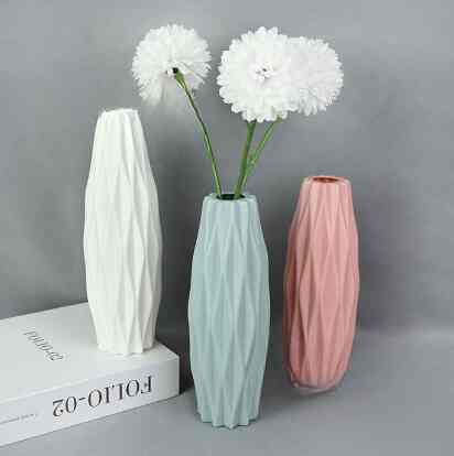 Vas Bunga Plastik Estetik / Vas bunga minimalis - Putih