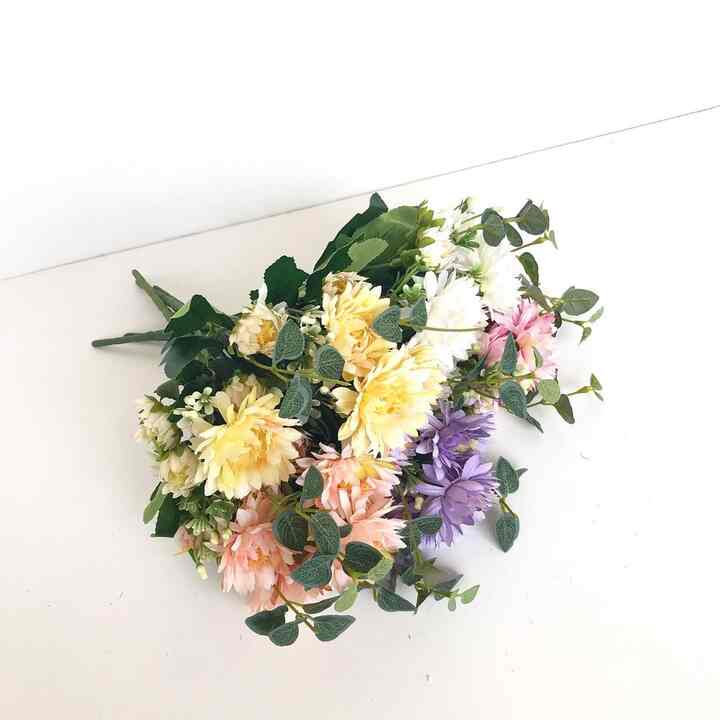 Bunga Tangkai Plastik Seruni Afrika