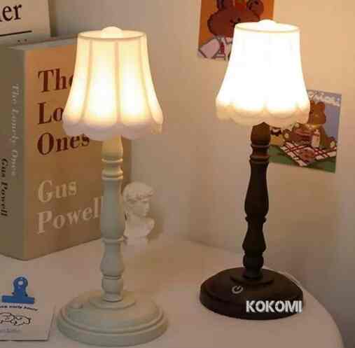 Lampu retro aesthetic