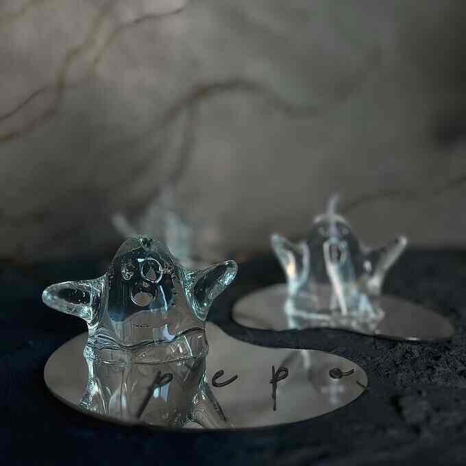 ぷるぷる ゴーストキャンドル