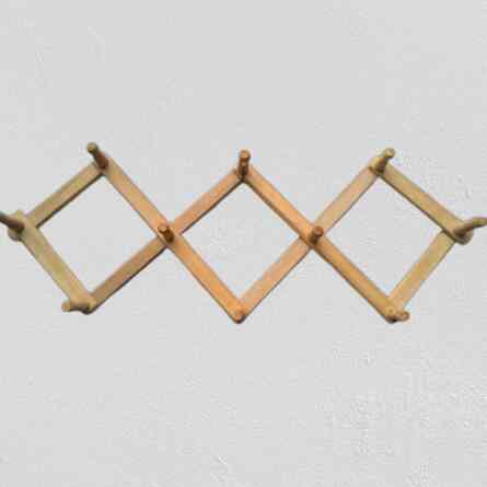 Gantungan Baju Kayu Lipat