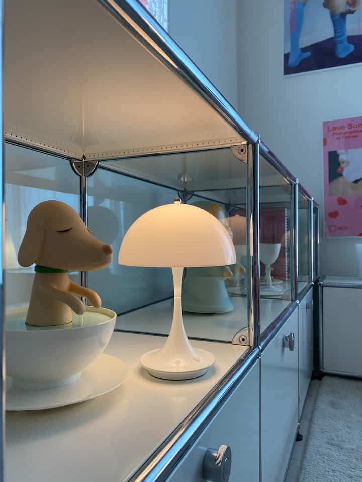 癒しアイテムたち

#usmハラー #ルイスポールセン #奈良美智 #ラグ #ラグインテリア #リビングルーム #ホワイトインテリア #照明スタンド #照明 #照明インテリア #キャビネット 