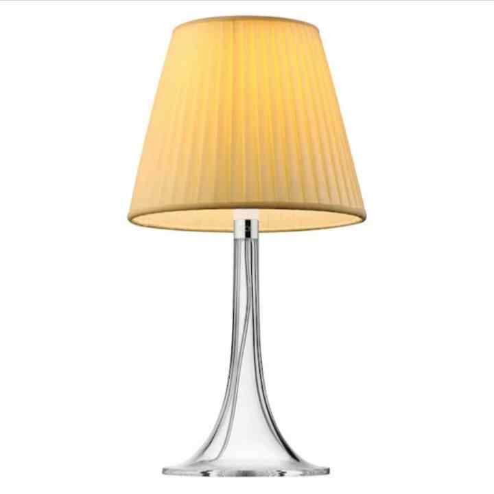 Miss K soft テーブルランプ