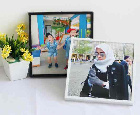 Photobook Voucher Instawall