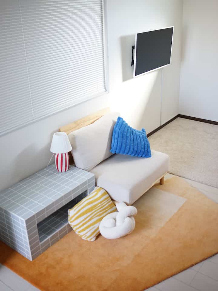 Saya tidak dapat menemukan permadani ukuran yang bagus untuk rumah saya.
Saya punya dua permadani di ruang tamu.
Keduanya adalah IKEA! Saya puas dengan kualitasnya 😌

#IKEA #IKEAラグ #リビングインテリア #海外風インテリア