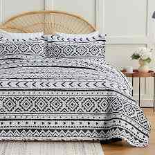 White Boho Pattern Bedspread Set