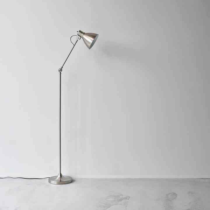 インダストリアル シンプル フロアランプ［2色］