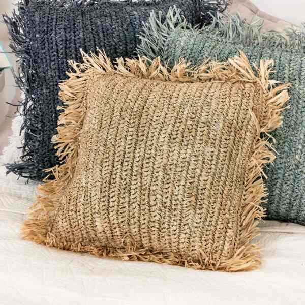 クッションカバー 天然素材 ラフィア製 フリンジ付き