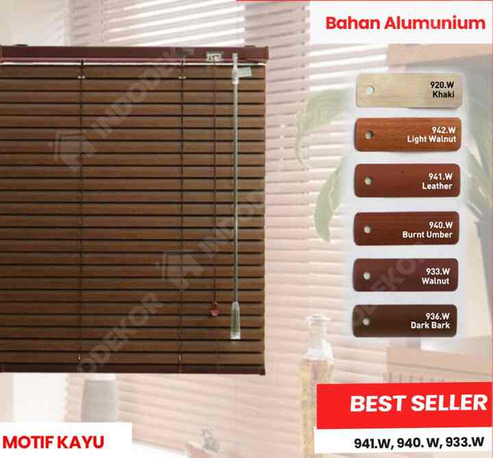 Horizontal Blind Motif Kayu