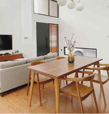 Set Meja Makan & Kursi Kayu K4