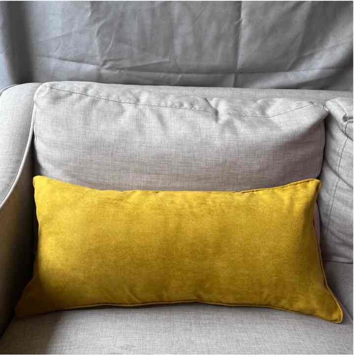 Bantal Imut Suede Ukuran 28 x 58