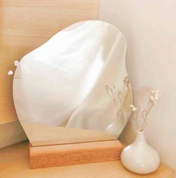 Aesthetic Mirror 30 cm Claire Raw Woodstand