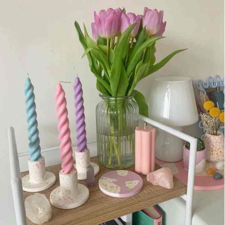 Aesthetic Twisted Candle, 19cm