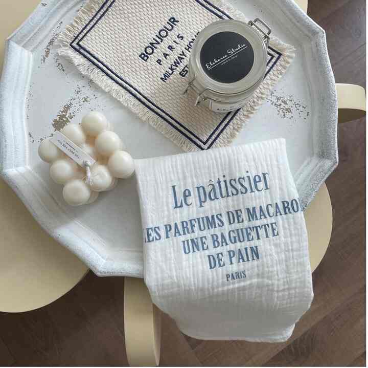 French Letter Napkin - Le Pattisier