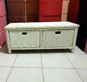 lemari laci rotan sintetis