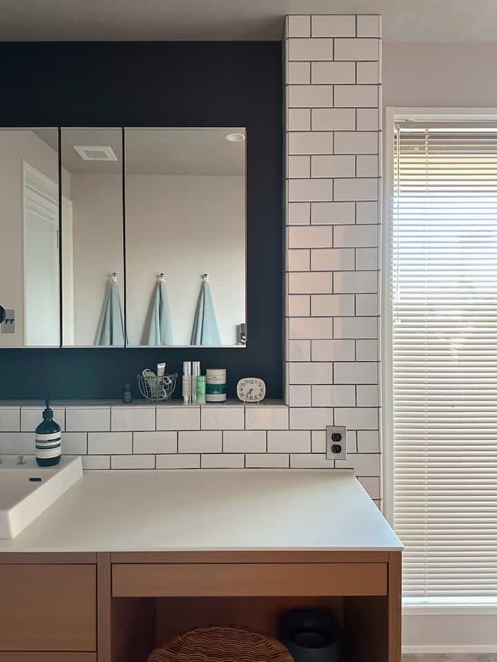 ホテルライクな洗面所🫧
#洗面所 #powderroom #造作洗面台