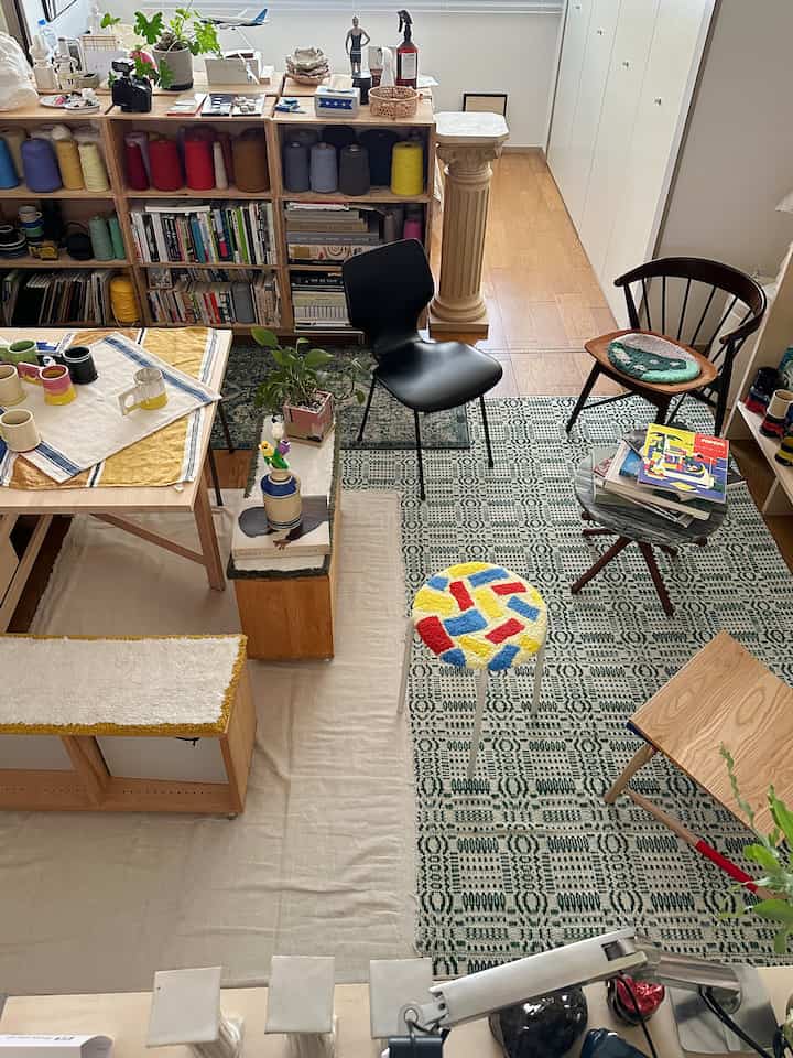 37 meter persegi, Tokyo, tinggal sendiri🙋‍♂️

Saya adalah orang yang mencintai rumah dan saya bekerja dari rumah, jadi bagi saya rumah lebih penting daripada orang lain.

#interior #interiordesign #studioapartment #smallapartment #tinyapartment #postmodern #apartmentinterior #homedecor #pottery #ceramics #ceramicart #stoneware #contemporaryceramics #インテリア #海外インテリア #インテリアコーディネート #インテリア男子 #お部屋紹介 #お部屋作り #インテリアコーデ #インテリアデザイン #リビングインテリア #diy家具 #ポストモダン #デザイン雑貨 #アートのある暮らし