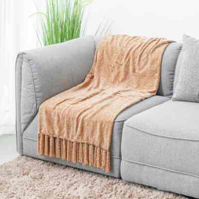 Throw blanket - cokelat