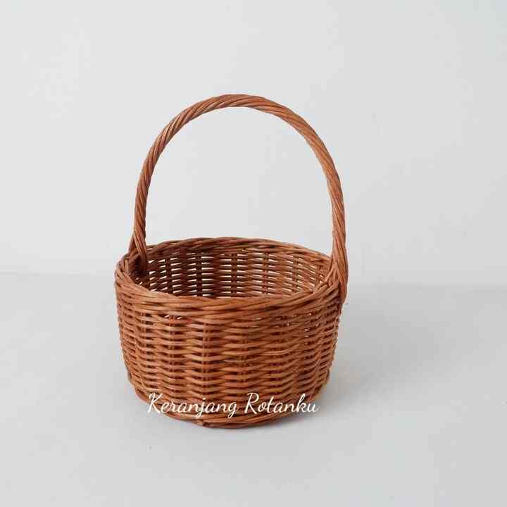 Keranjang Rotan Lingkaran  18 x 10 cm