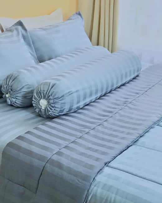 Sprei dan bedcover MicroTensel UK 180 x 200 x 30 gramasi 120