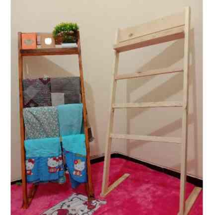Ladder Hanger, Warna Cherry
