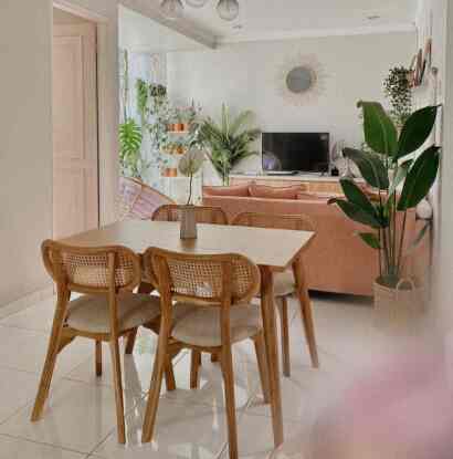 Set Meja Makan & kursi kayu jati