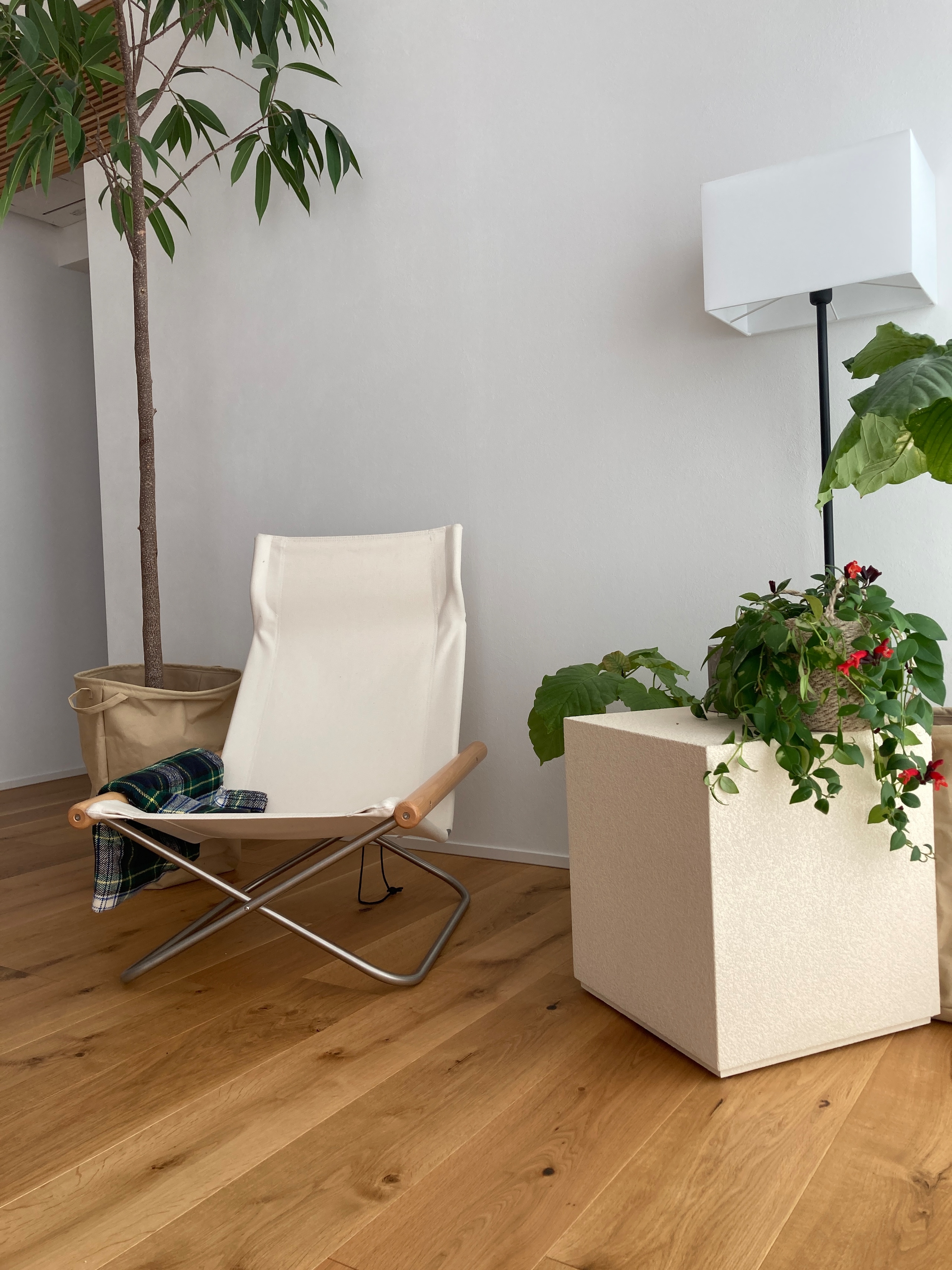 ZARA  セメントフィニッシュテーブル ZARA HOME ザラホーム テーブル セメントフィニッシュ テーブル