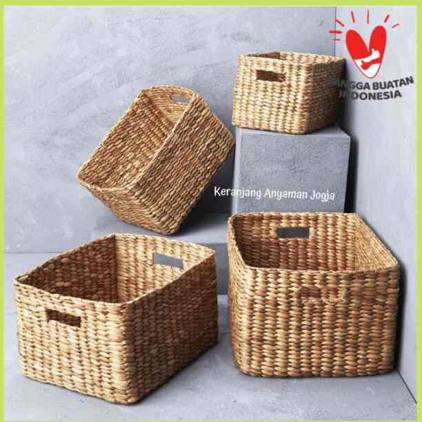 Box Penyimpanan Enceng Gondok