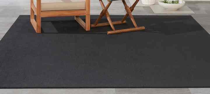 Essentials Solid Contemporary Indoor/ Outdoor Area Rug