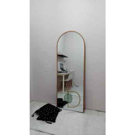Kaca Standing Mirror