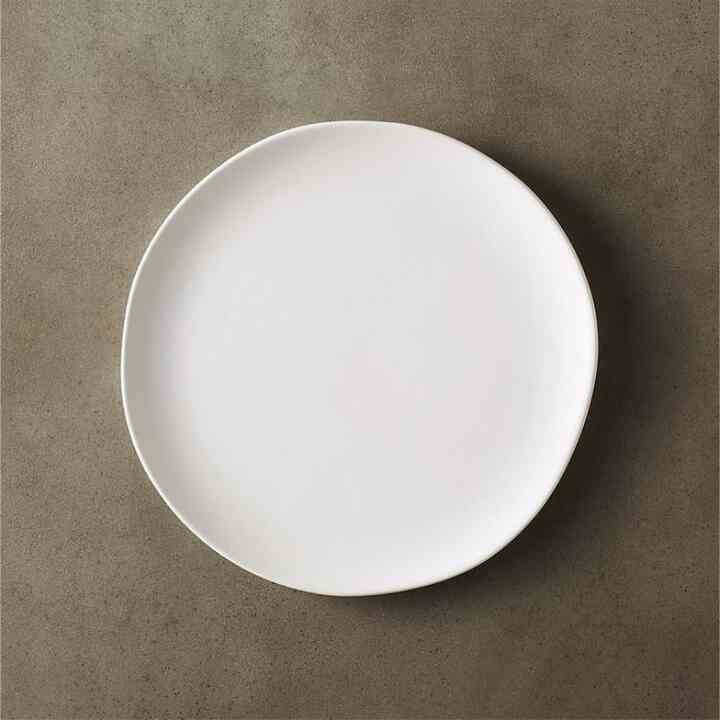 Piring Porcelain ukuran 22cm