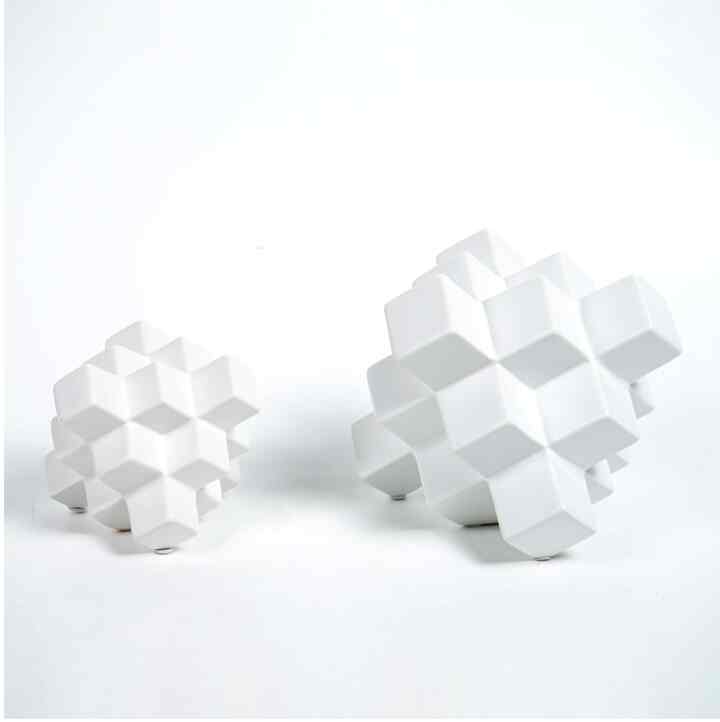 Home Labyrinth Ceramic Decoration