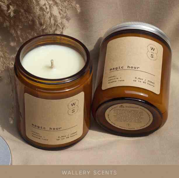 WALLERY SCENTS - Scented Candle