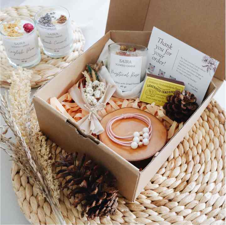 Hampers Scented Candle