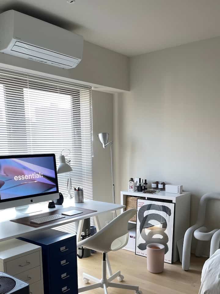 またまたIKEAで😆(好きすぎ)
椅子は6000円で購入しました！
ヘルメルの白を持ってたけど、青も買って隣に並べたら収納も増えたし可愛すぎて🥲
オススメです🤞

#ikea #ikea引き出し #ikea家具 #収納ボックス #収納インテリア 