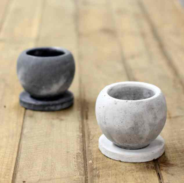 セメント丸陶器鉢 S