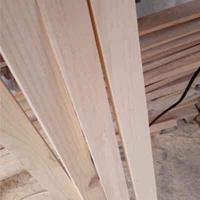 Wall batten kayu