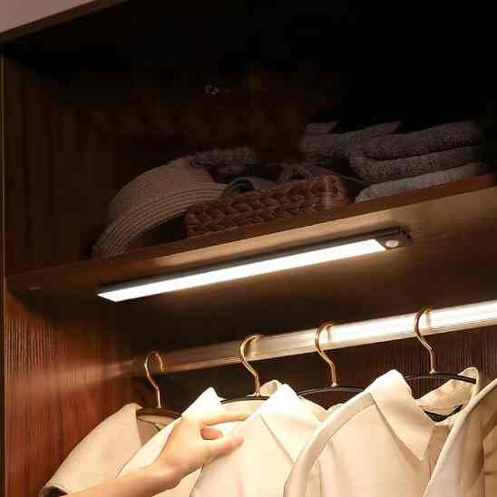 Motion sensor light LED