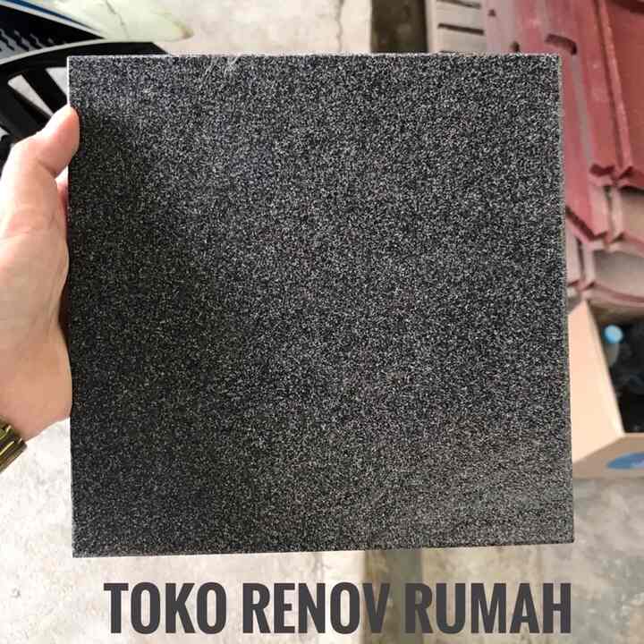 keramik lantai kasar 20x20 hitam