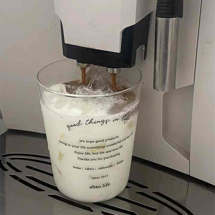 レタリング英字ラテグラス