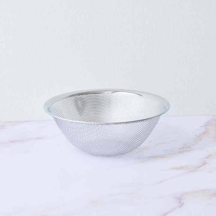 パンチングストレーナー 23cm